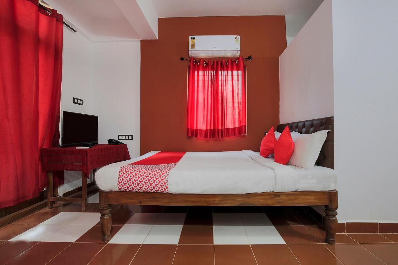 Braganza Guest House Бага Екстериор снимка